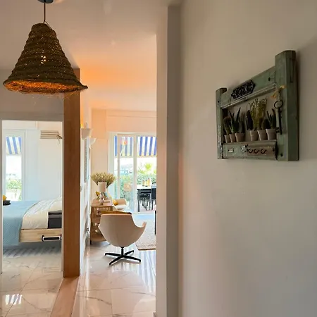 Apartamento Large Luxury With Garden View Over The Ocean Antibes