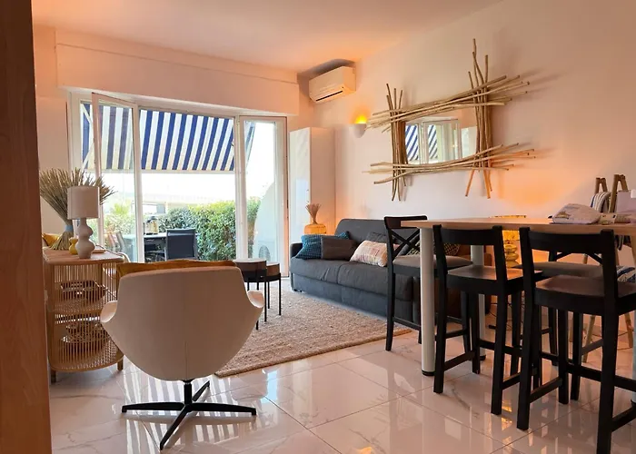 Large Luxury With Garden View Over The Ocean Appartement